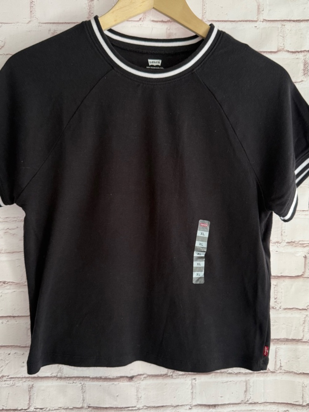 Levi's Black Cropped Crewneck Tee with Striped‎ Trim